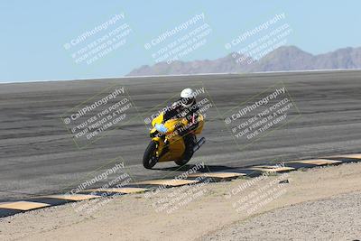 media/Oct-13-2025-Moto Forza (Mon) [[a66d839500]]/4-C Group/Session 2 (Bowl)/